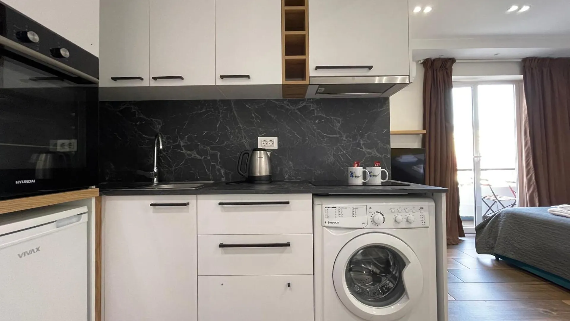 Boutique Central Studio Apartments Tiran